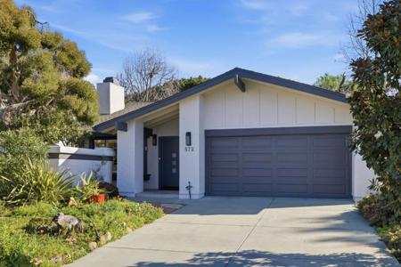 572 Seahorse Lane