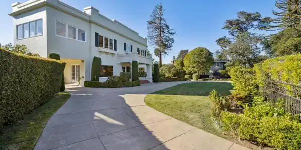 715 Brewer Drive