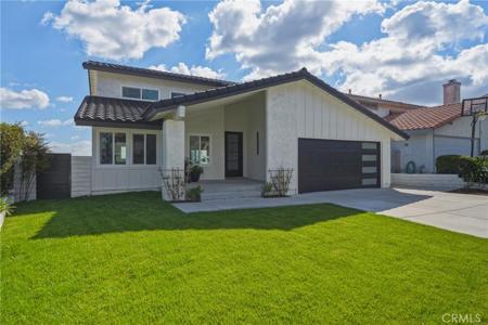 2941 Carolwood Lane