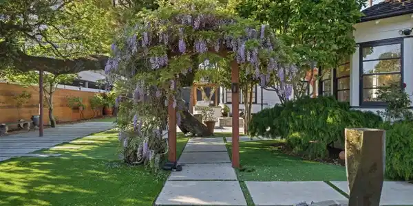 30 Mission Drive