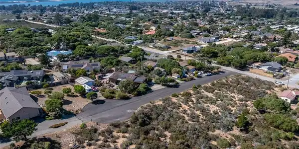 2680 Cottontail Lane