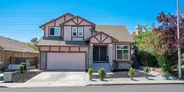 1713 Harding Way