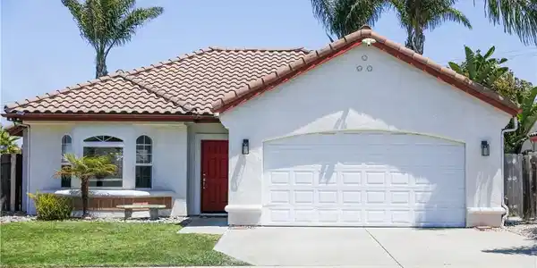 1639 La Selva Ave