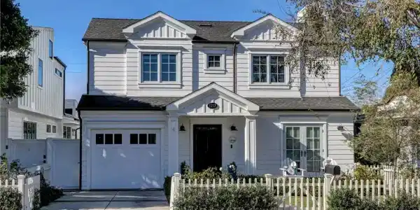1717 Pacific Ave