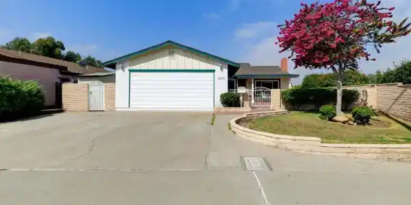 1568 Larkhaven Dr