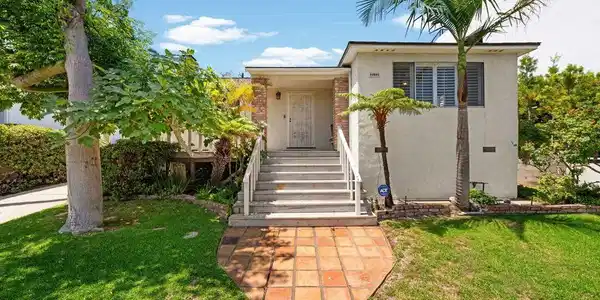 3113 Mountain View Avenue