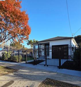 1272 83Rd Ave