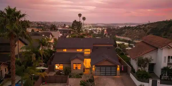 4366 Conner