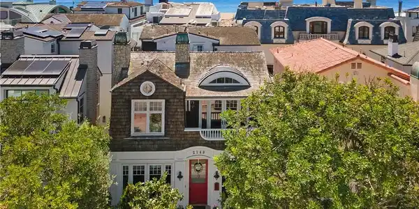 2149 E Ocean Boulevard