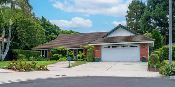 6202 Lochvale Drive