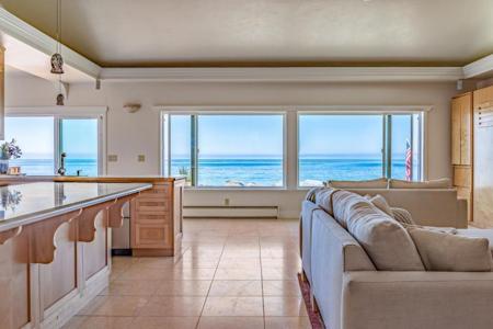 745 Las Olas Drive