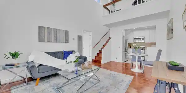 4040 Porte La Paz