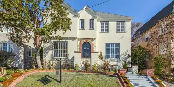 136 Waldo Ave