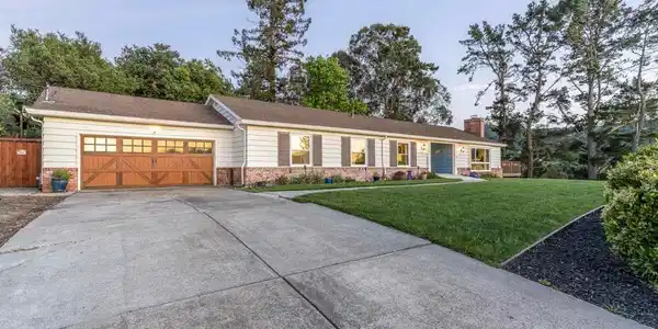 73 Pine Hill Dr