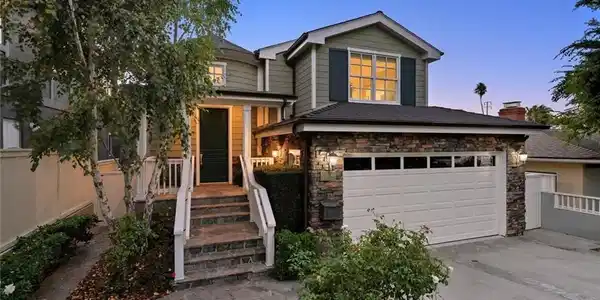 2909 Maple
