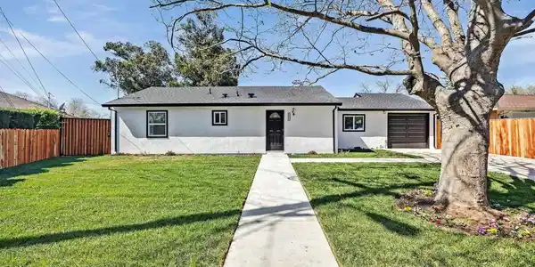 1577 Waltham Rd