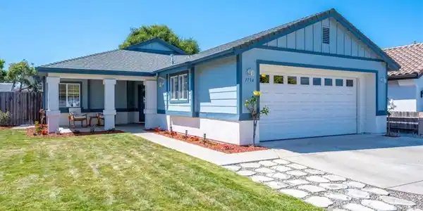 1154 Marseille Court