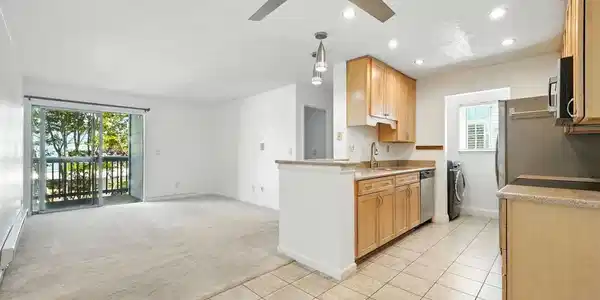 141 Lighthouse DR