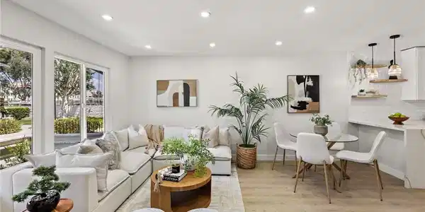 108 Danbury