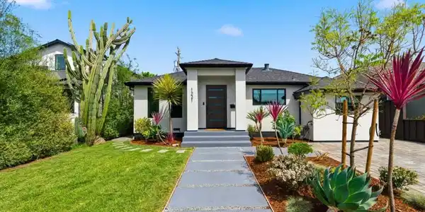 1221 Carlisle Drive