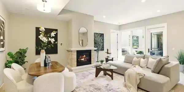 600 El Camino Real