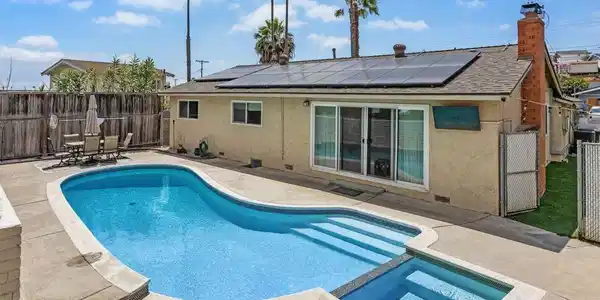 833 Halecrest Drive