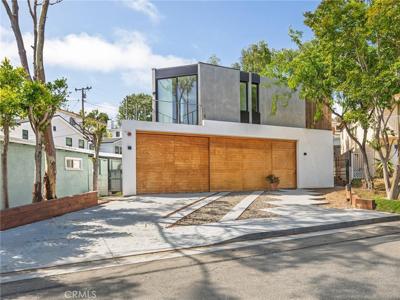 512 Sierra Place