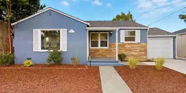 2270 2270 Vestal Avenue