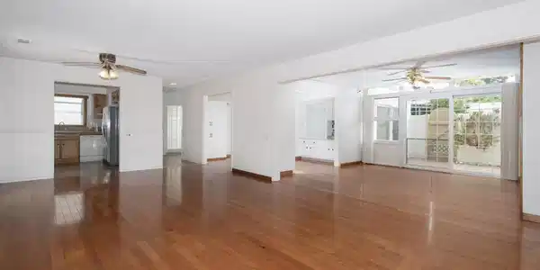 3621 Vista Campana S