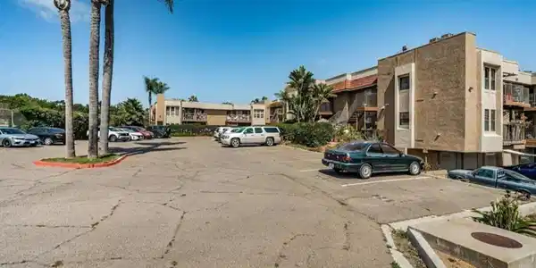 1802 Via Las Palmas
