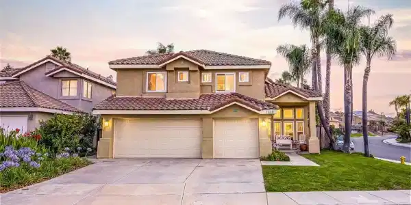 1228 Calle Ultimo