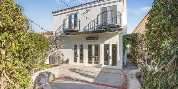57 Shearwater Place