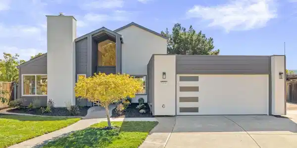 559 Marlin Court