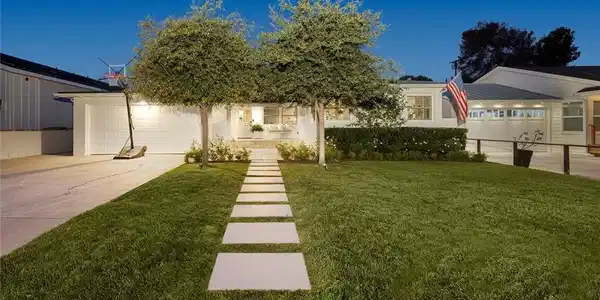 2553 Fairway Drive