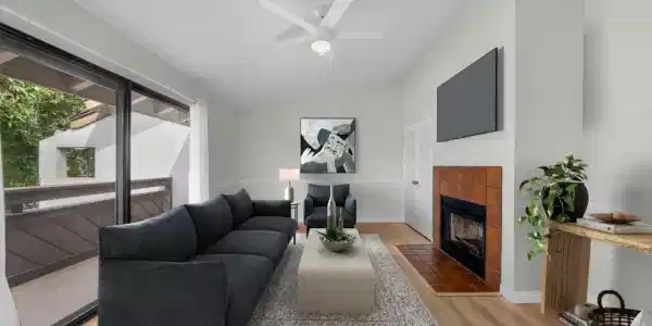 1679 Melrose Avenue