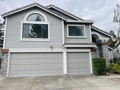 4556 Buckskin Dr