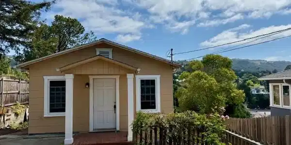 4544 Tulip Avenue