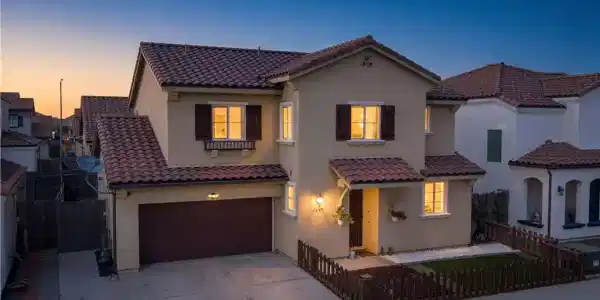 4377 Manzanita