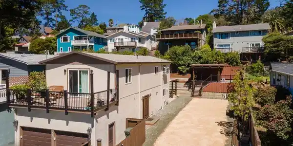 523 The Alameda