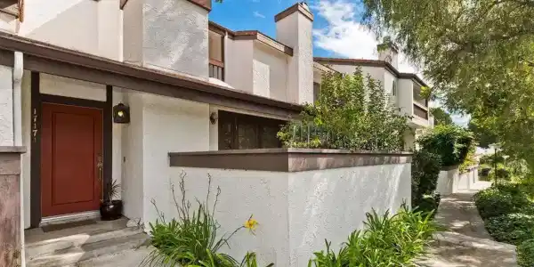 17171 Palisades Circle