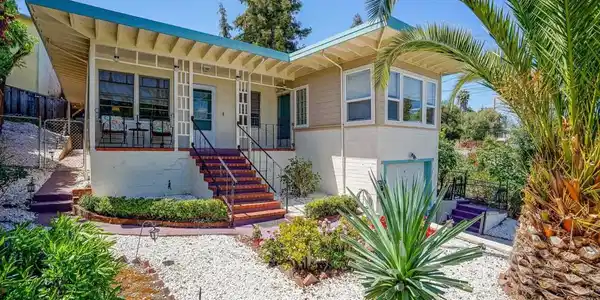 2450 Bella Vista Ave