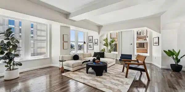 1615 Broadway