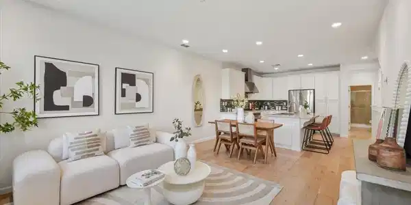 392 Charles Morris Terrace