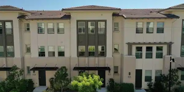 1012 Foxglove Place