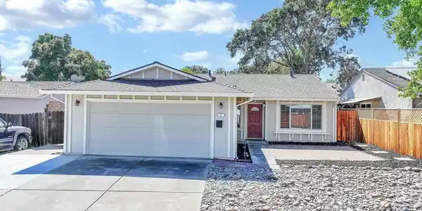 7 Marlin Dr