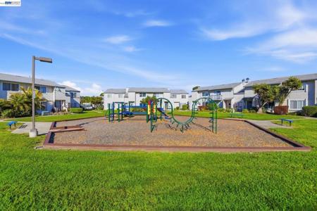 4336 Planet Cir