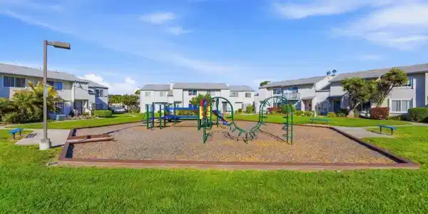 4336 Planet Cir