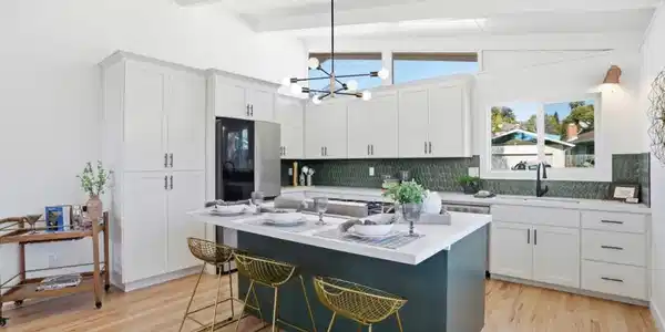 3233 Maplethorpe Lane