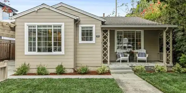 950 Iris Street