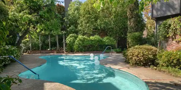 859 S Bundy Drive